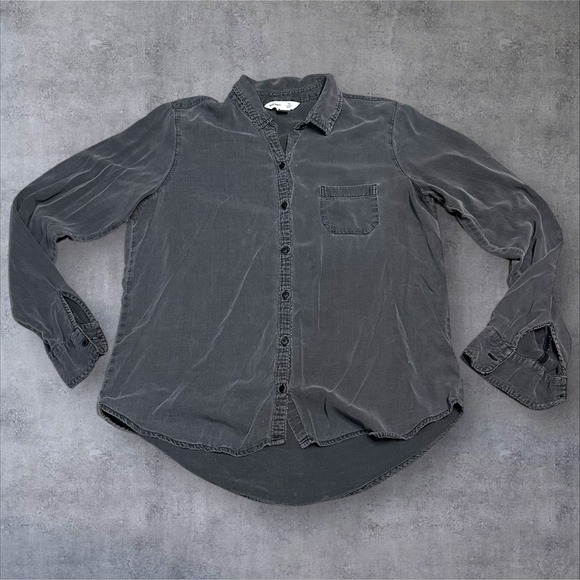 Old Navy Women's Button Down Shirt Bundle L – Black, Gray, Red Stripe Lot of 3 - Picture 12 of 16